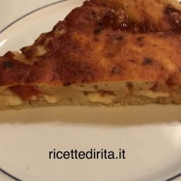 Pizza al pomodoro ripiena
