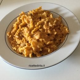 Pasta e spollichini