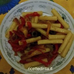 Pasta con peperoni