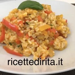 Risotto con peperoni e basilico