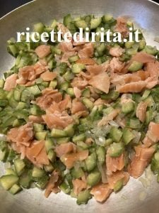 Pasta salmone e zucchine light