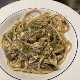 Spaghetti con sgombro e scarole